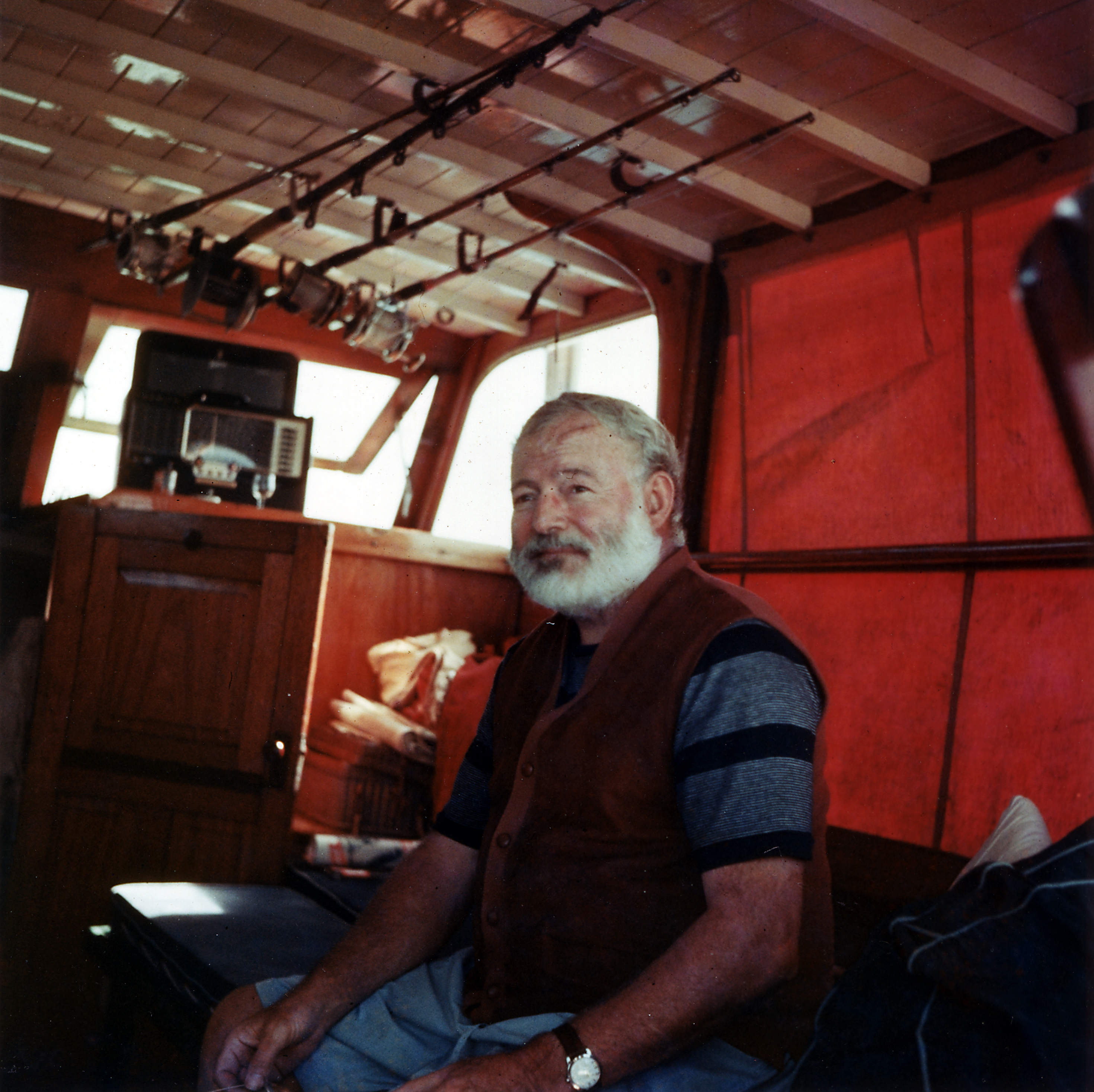 Kim był Ernest Hemingway